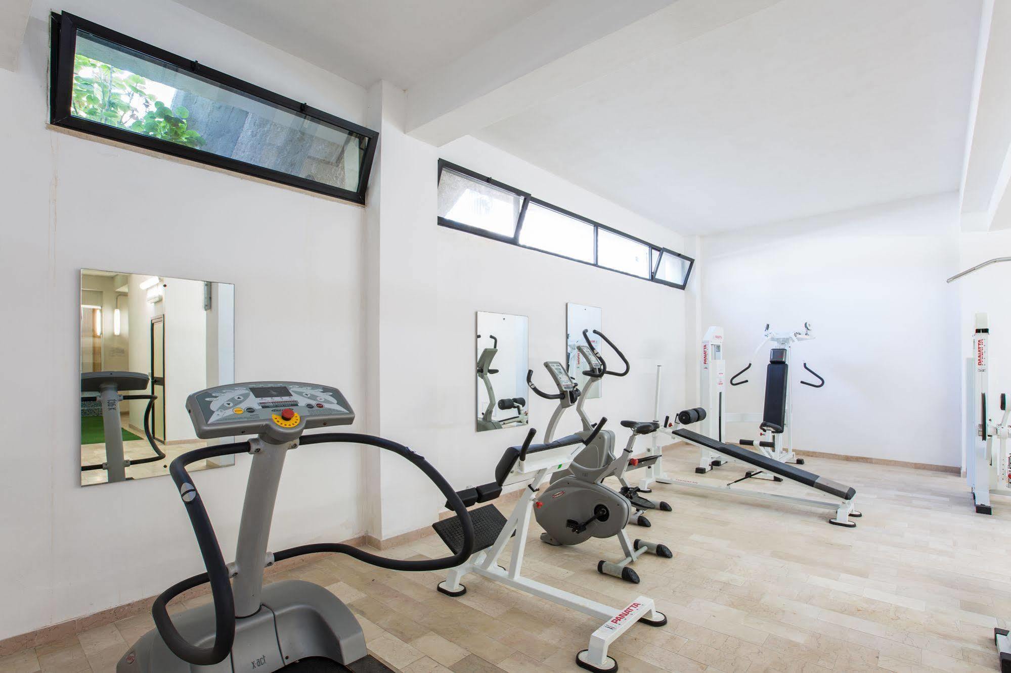 Hotel Mediterraneo Vieste Ngoại thất bức ảnh
